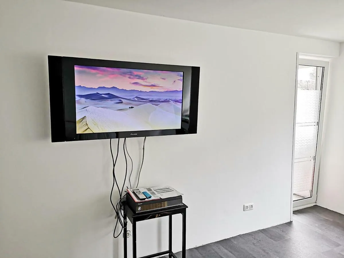 Private Room Zelinskij Munich Homestay